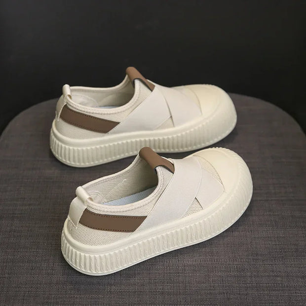 Thick Soled Round Toe Low Cut Canvas Shoes with Mesh Surface for Comfort Breathability and Versatile Casual Board Shoes