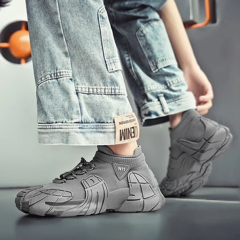 Fashion Men Designer Black Sneakers High Quality Running Socks Shoes Men Casual Trainers Breathable Male Walking Jogging Shoes
