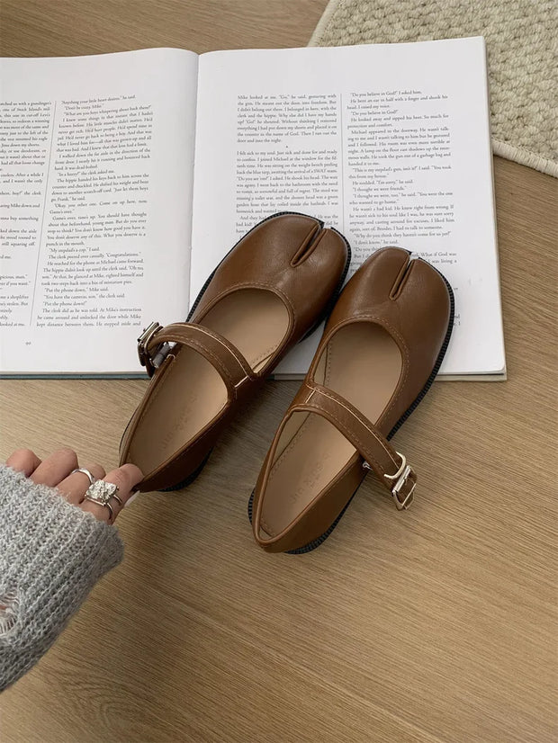 Mary Jane split toe, medium slope, narrow shoe opening, outdoor, women's style, autumn flat shoes