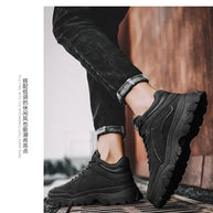 Men's Desert Boots Winter Warmth Tactical 2024 New Men's Fashion Strap Naked Boots Outdoor Platform Work Shoes Bota Masculina