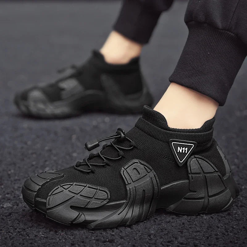 Fashion Men Designer Black Sneakers High Quality Running Socks Shoes Men Casual Trainers Breathable Male Walking Jogging Shoes
