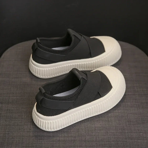 Thick Soled Round Toe Low Cut Canvas Shoes with Mesh Surface for Comfort Breathability and Versatile Casual Board Shoes