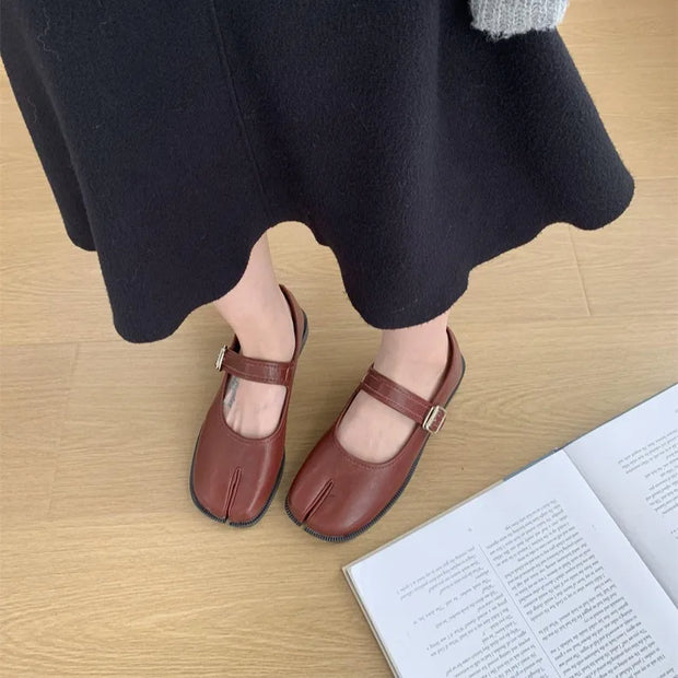 Mary Jane split toe, medium slope, narrow shoe opening, outdoor, women's style, autumn flat shoes