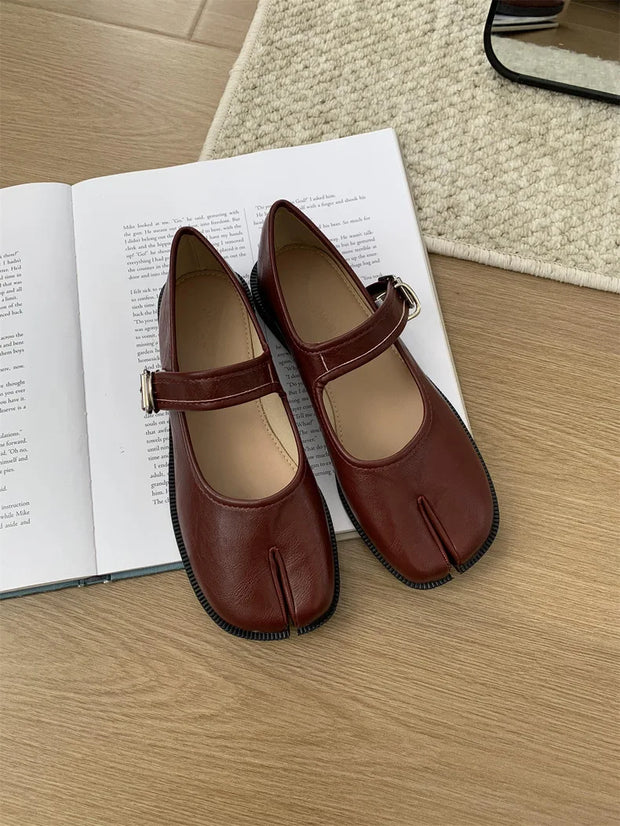 Mary Jane split toe, medium slope, narrow shoe opening, outdoor, women's style, autumn flat shoes